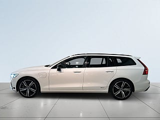 Volvo V60 Recharge T6 AWD R-Design Drag Pvärm Skinn Kamera SoV – bild 4