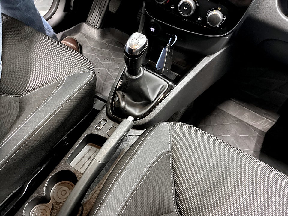 Bild på Renault Clio Sports Tourer Zen 1,5 dCi 90hk LEDRAMP NAVI