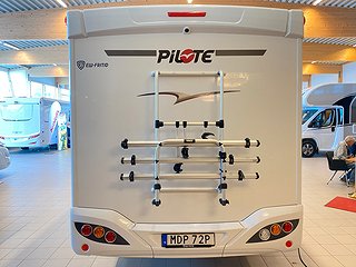 Husbil-halvintegrerad Pilote P 716 5 av 29