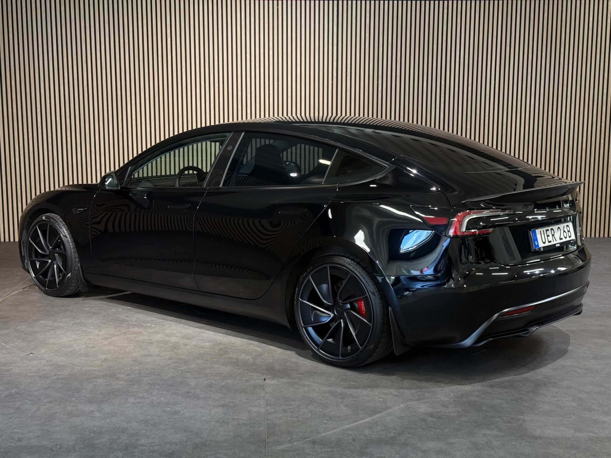 Tesla Model 3 Performance AWD 2024, kuva 6/10