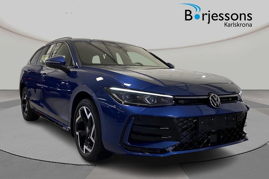 Volkswagen Passat Variant eHybrid SC 272 DSG6 R-LINE