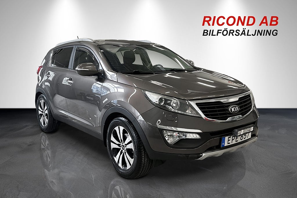 Kia Sportage 2.0 CRDi AWD 184HK EX SKINN M-VÄRM  DRAGKROK 3,45% RÄNT