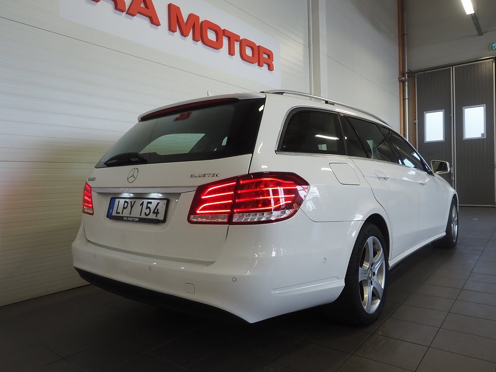 Mercedes-Benz E 220 T CDI BlueTEC 9G-Tronic 170hk Dragkrok Låga mil 2015