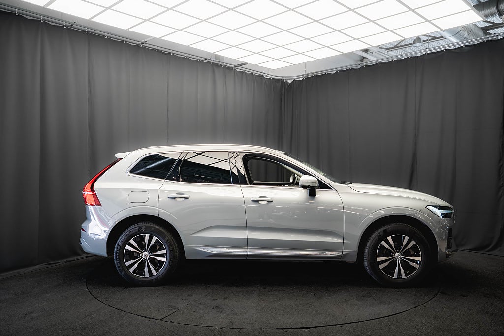 Volvo XC60 Recharge II T6 AWD PANO DRAG 360° BLIS 1-ÄGARE MOMS