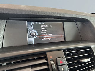 BMW X3 xDrive20d Steptronic S&V-hjul/Drag/M&K-värm/Pano/HiFi – bild 15