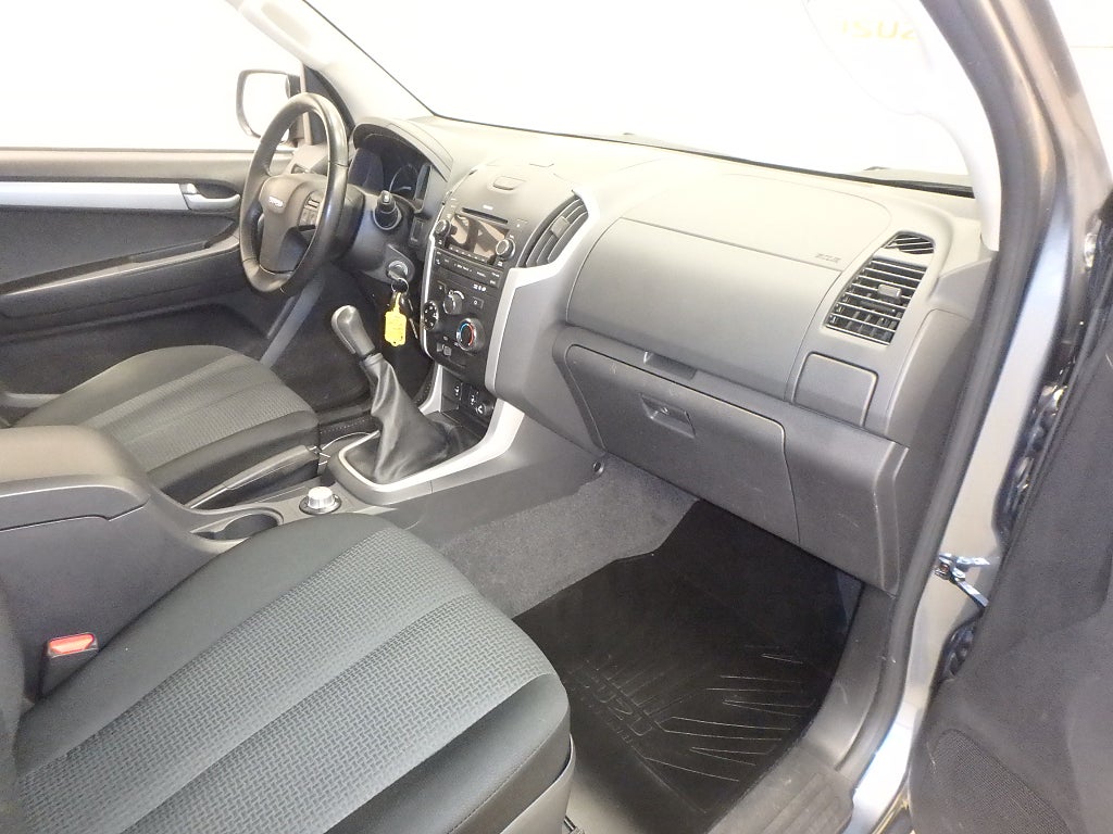 Isuzu D-Max 2015 - miniatyr 13