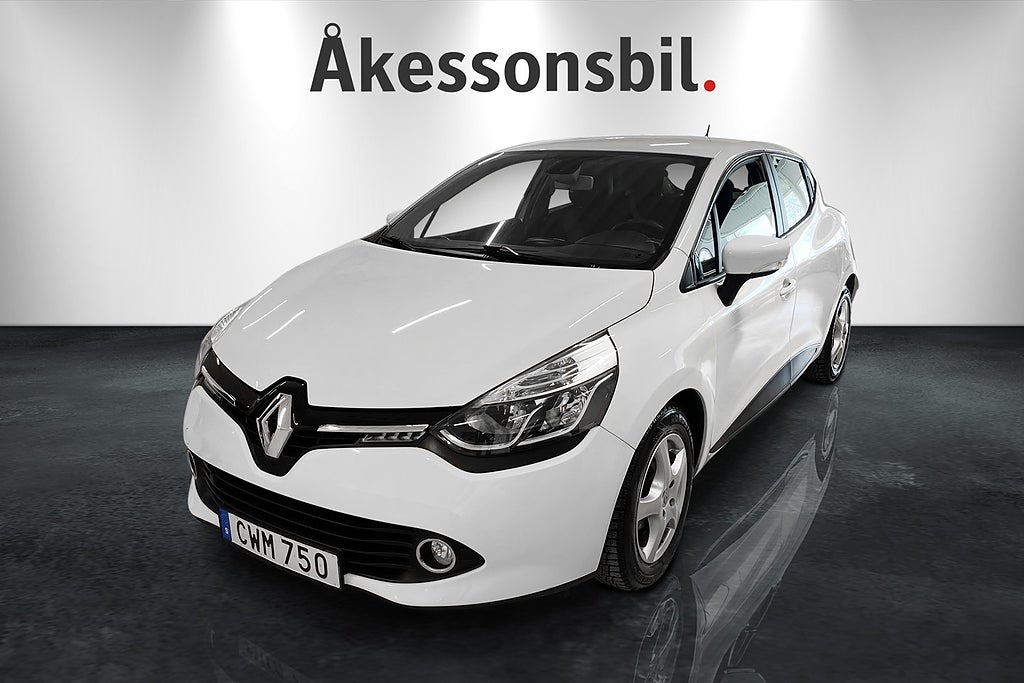 Renault Clio 1.2 16V 5dr 75hk Vinterhjul Dubb