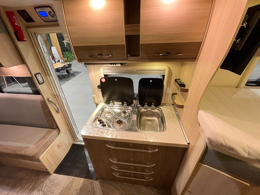 Hobby Siesta T70 HGE / AC bodel / Solcell / Taksäng / Automat - Hobby