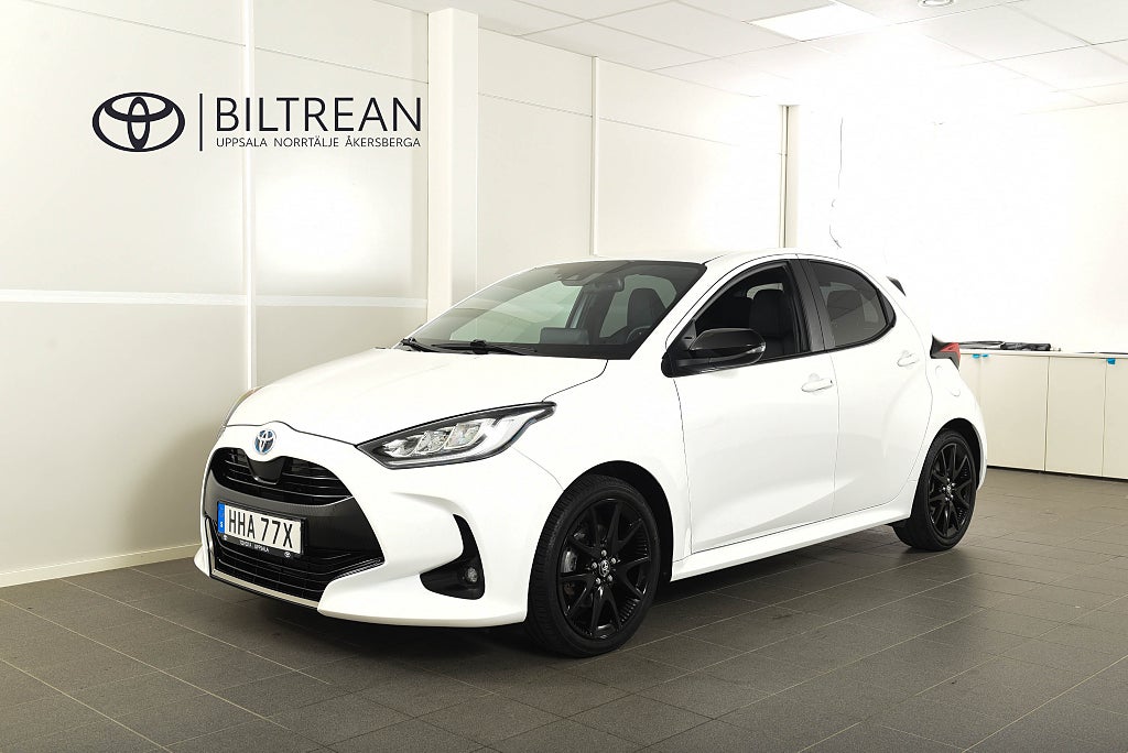 Toyota Yaris Elhybrid Style Backkamera Moms