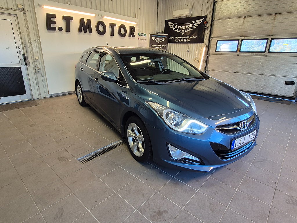 Hyundai i40 cw 1.7 CRDi Select Euro 5 Lågmil, SoV, Nybes