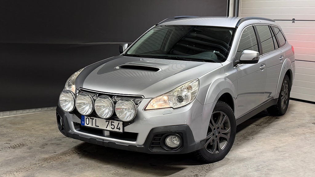 Subaru Outback 2.0 4WD Lineartronic Business / Dragkrok
