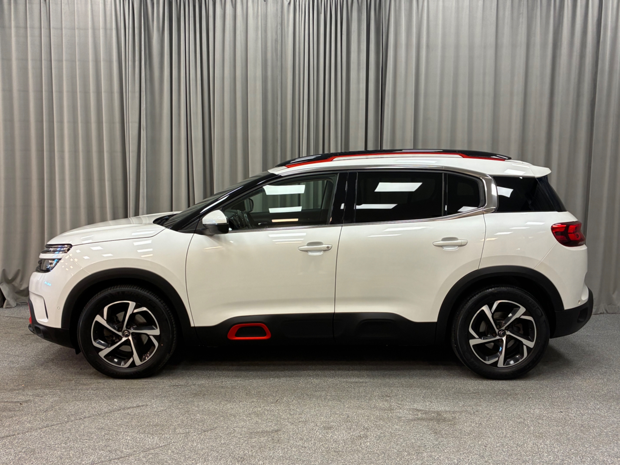 Citroen C5 Aircross 2019, photo 3/45