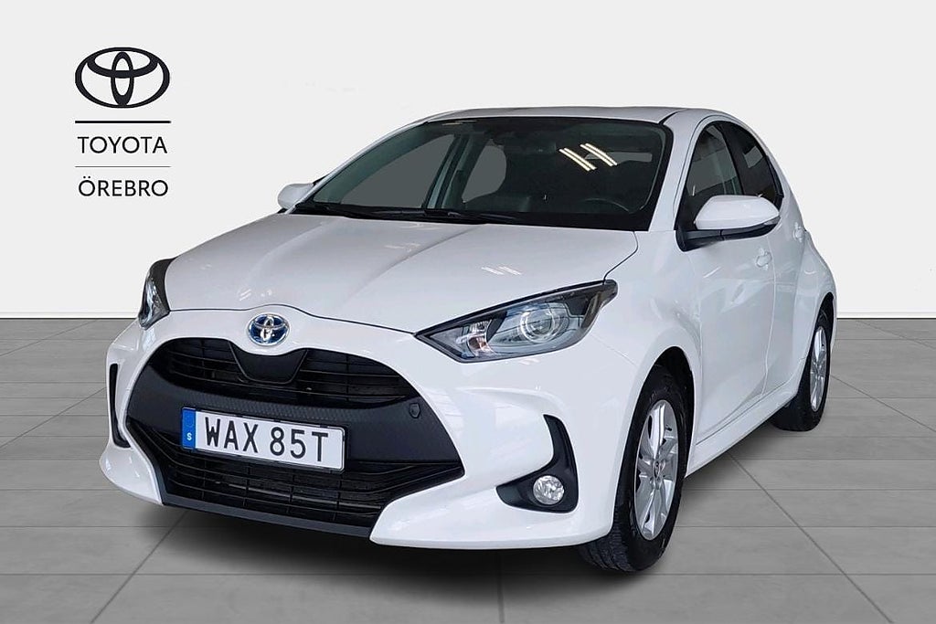Toyota Yaris Hybrid Active Komfortpaket Motorvärmare Vint...