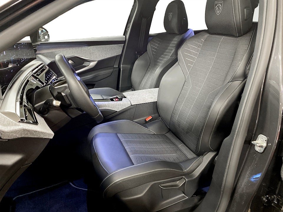 Bild på Peugeot 5008 GT Hybrid 145hk Aut 7-SITS B-KAMERA CARPLAY