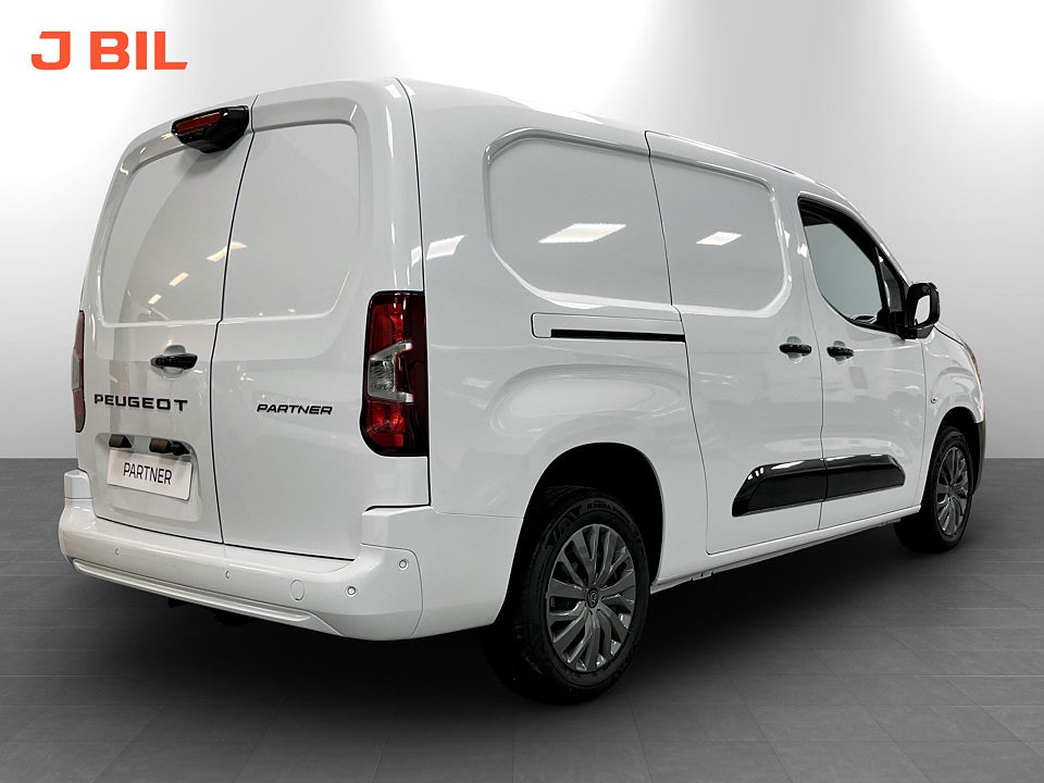Bild på Peugeot Partner Plus 130hk Aut L2 - DIESELVÄRMARE MM INGÅR!