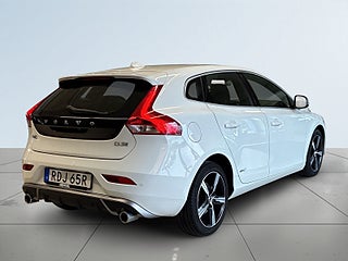 Volvo V40 D3 R-Design Aut Dvärmare B-kamera Farthållare S&V-däck – bild 6