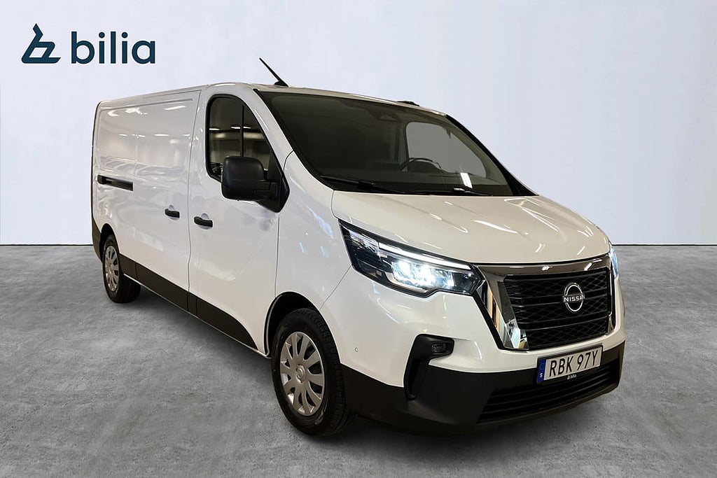 Nissan primastar N-Connecta/Moms/s&v-däck/Dragkrok/Backka...
