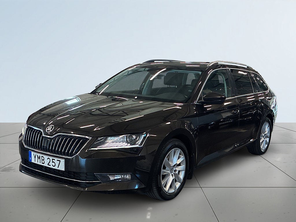 Skoda Superb 2.0 TDI 4x4 Businessline Style S&V/Kamera/Drag/Dvärm