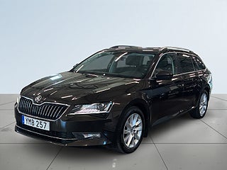 Skoda Superb 2.0 TDI 4×4 Businessline Style S&V/Kamera/Drag/Dvärm – bild 4