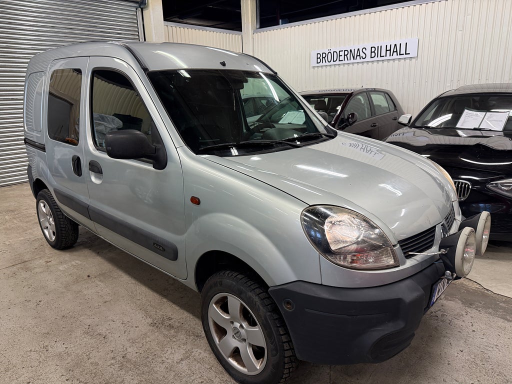 Renault Kangoo Express 1.9 dCi 4WD/ Dragkrok/ AC/ Kamrembytt