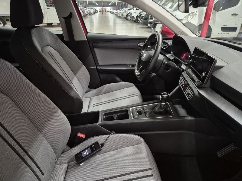 Seat Leon 2,0 Tdi Style 5d 115 Hk 2021, bild 4/41