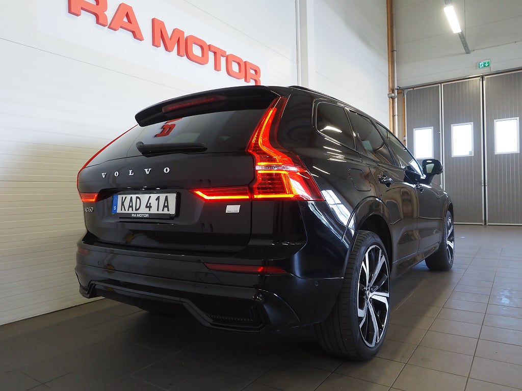Volvo XC60 Recharge T8 AWD Geartronic R-Design 392hk | Pano | 360° 2022