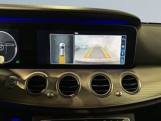 Mercedes-Benz E220 220 T d 4MATIC 9G AMG Drag Pvärm Kamera GPS S/V-hjul – bild 11