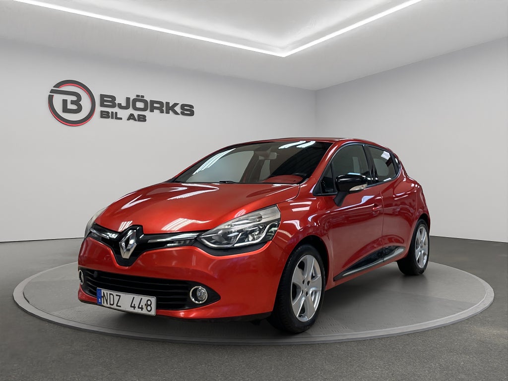 Renault Clio 1.5 dCi 2Brukare Nybesiktad M-Värmare GPS 90hk