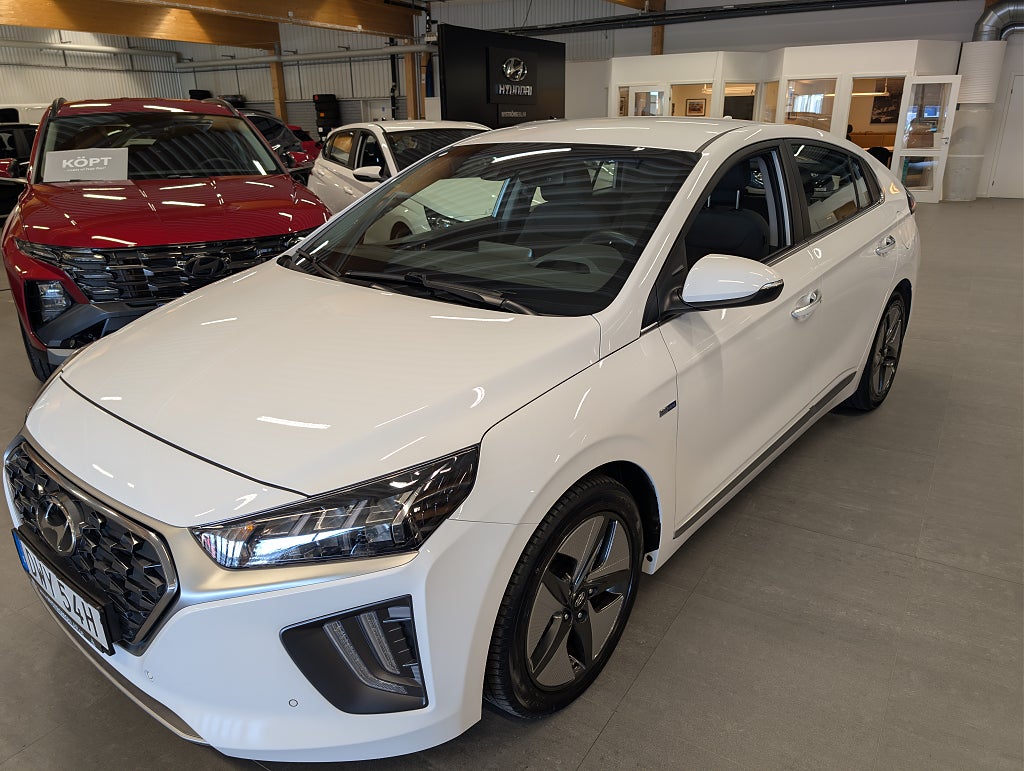 Hyundai IONIQ Hybrid 1.6 DCT Premium M-värm/V-hjul