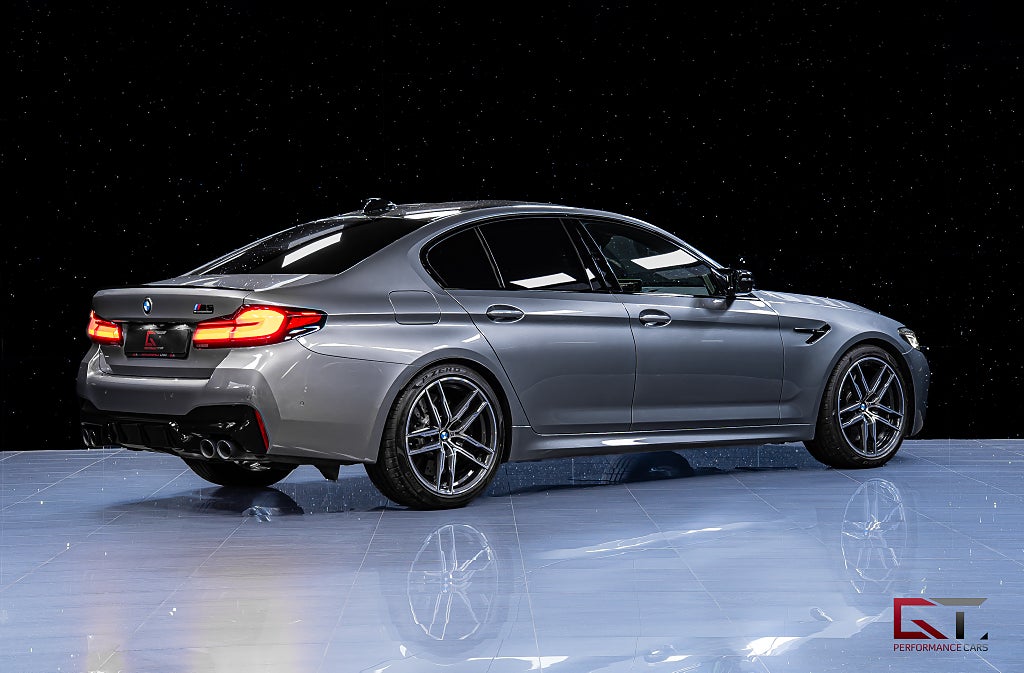 BMW M5 Competition B&W Comp-paket Driver's Massage DAP Merino