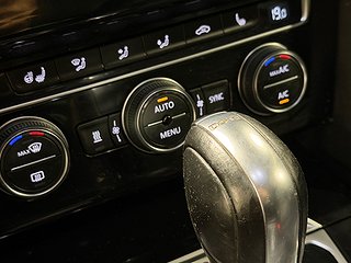 Kombi Volkswagen Passat 19 av 27