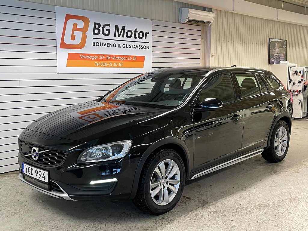 Volvo V60 Cross Country D4 190HK Summum AWD Aut GPS/VOC/Drag