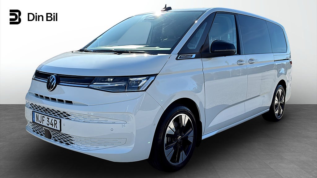 Volkswagen Multivan T7 LIFE HJULBAS: 3124 MM LÅNGT ÖVERHÄNG MOTO
