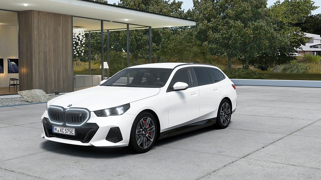BMW i5 xDrive40 Touring M Sport Pro Fully Charged Drag H K DA | Ränta