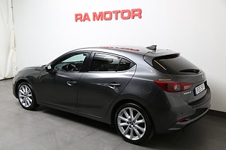 Halvkombi Mazda 3 4 av 26