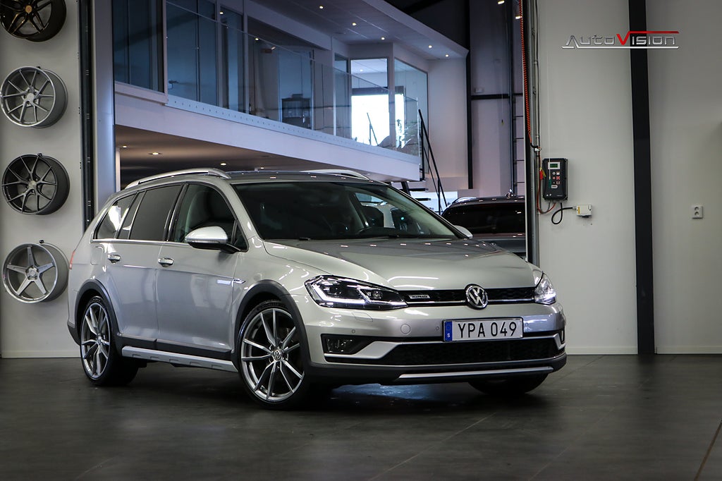 Volkswagen Golf Alltrack 2.0 TDI 4MOT DSG 184hk COCKPIT DRAG RESERVERAD