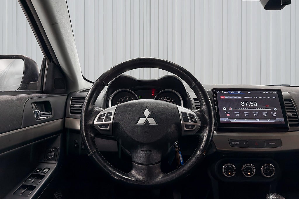 Mitsubishi Lancer 2014
