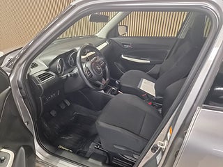 Suzuki Swift Hybrid AllGrip Euro 6 — bild 7 av 11