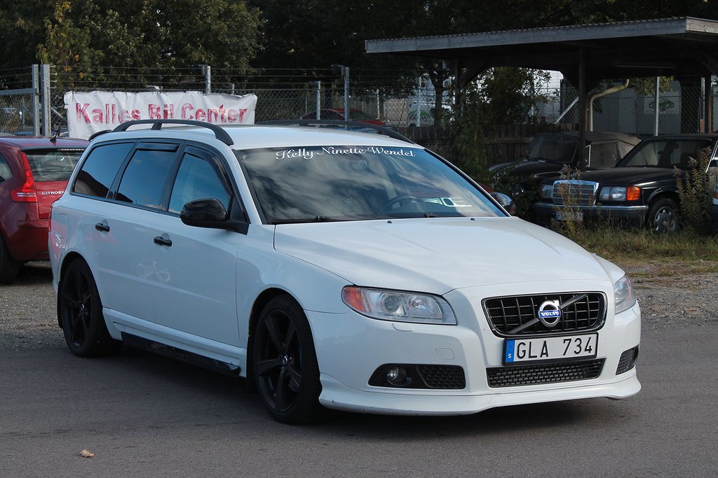 Volvo V70 D5 Momentum Euro 5