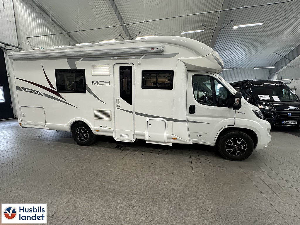 McLouis MC4-75 Långbäddar/Badrum bak