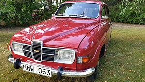 Den här Saab 95 har bara rullat 840 mil. Foto: Bilweb auctions.