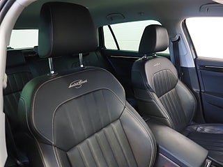 Kombi Skoda Superb 11 av 26