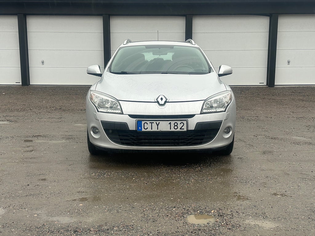Renault Mégane Grandtour 1.6 E85 Euro 5-M-Värmare-Lågamil