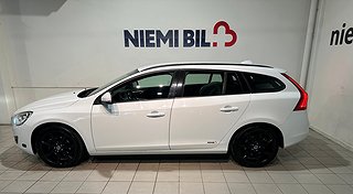 Volvo V60 T3 Momentum Drag Skinn Mvärm Psens Kamrem Bytt SoV