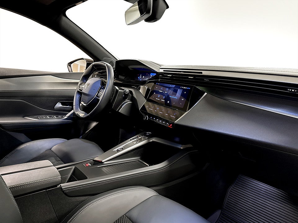 Bild på Peugeot 308 5D GT 1.2 PT 130hk Aut B-KAMERA MASSAGE