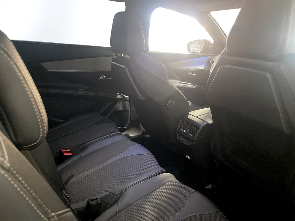 Bild på Peugeot 5008 GT 1.2 PT 130hk Aut 7-SITS B-KAMERA CARPLAY