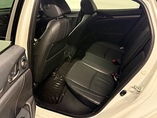 Halvkombi Honda Civic 7 av 7