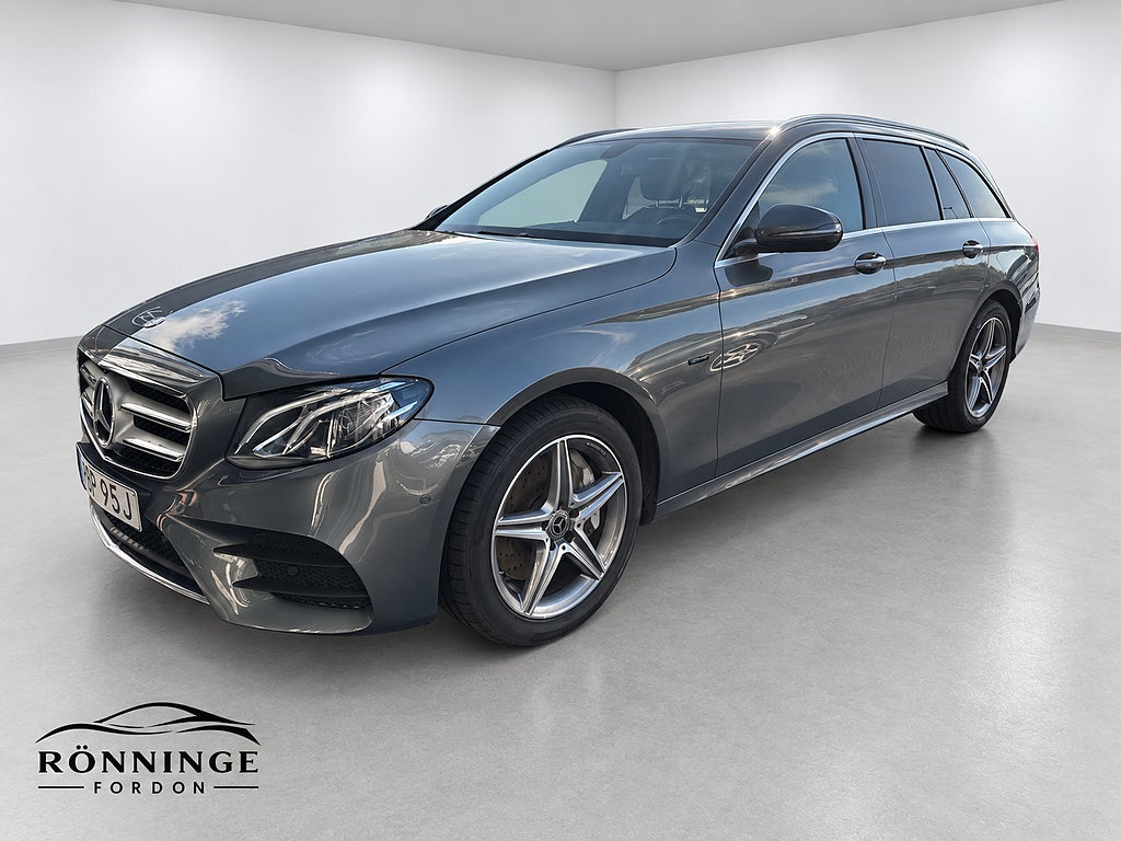 Mercedes-Benz E300 de 300 de T PLUG-IN 9G-Tronic AMG Sport Drag Widescreen