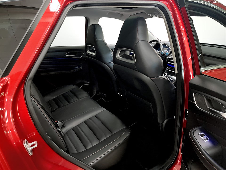 Bild på MG HS Luxury PHEV EDU II 258hk Aut - 360,PANO,ELSTOL