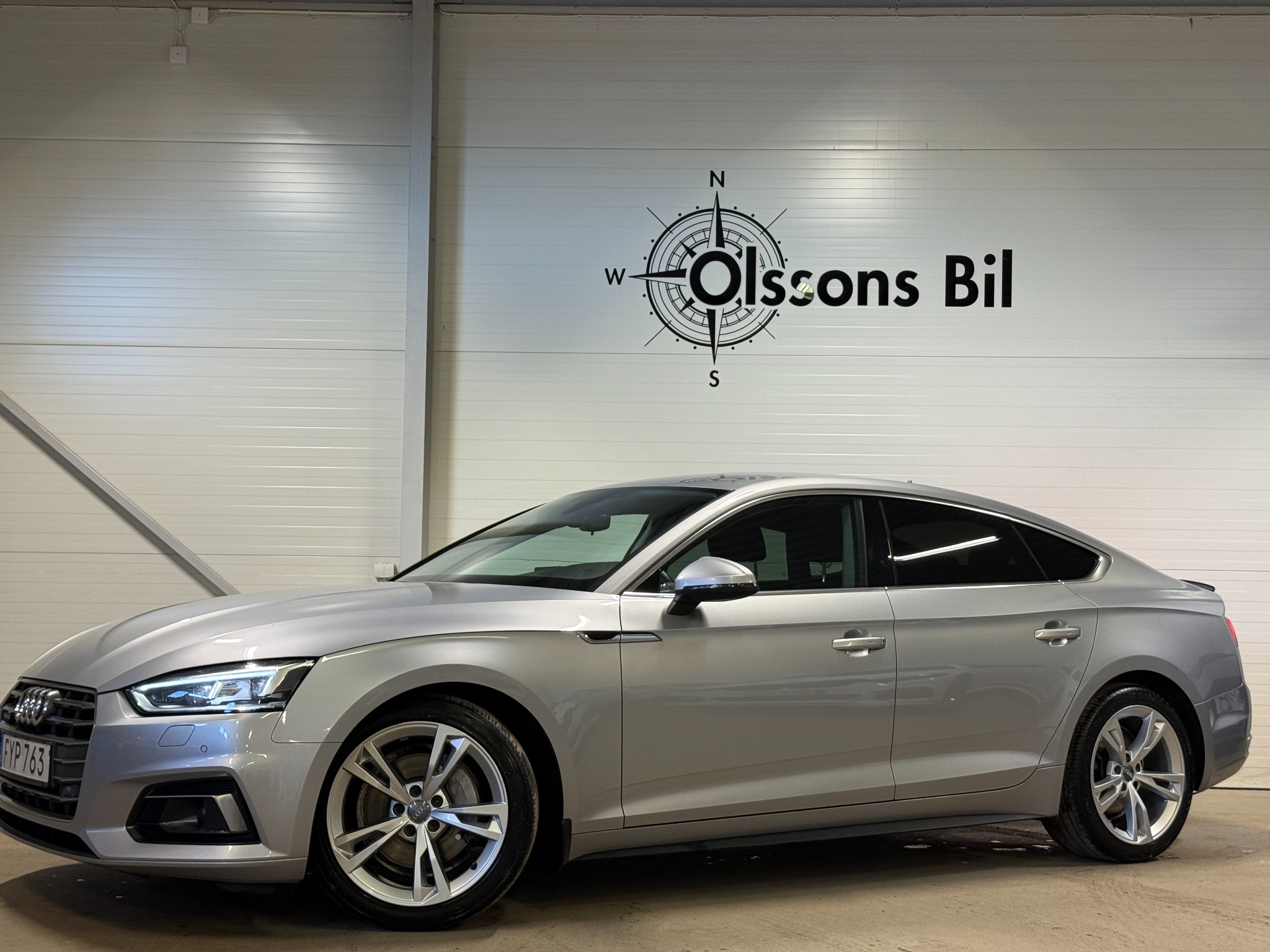Audi A5 2018, photo 2/55